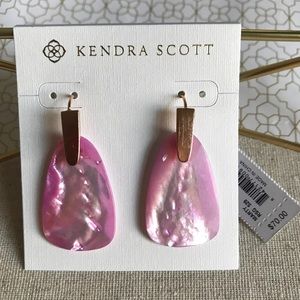 Kendra Scott Marty Earrings In Lilac MOP